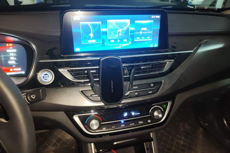 Used CHANGAN Ruicheng CC 2021 Blue Whale Edition 1.5T DCT Prestige Model
