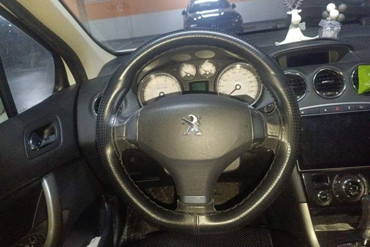 Used Peugeot 408 2013 2.0L Automatic Luxury Edition
