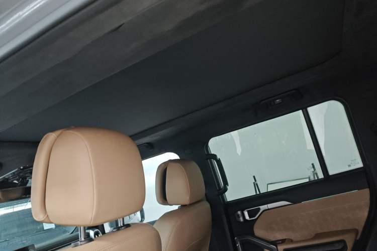 Used JETOUR Traveler 2023 2.0T All-Wheel Drive CrossPRO+