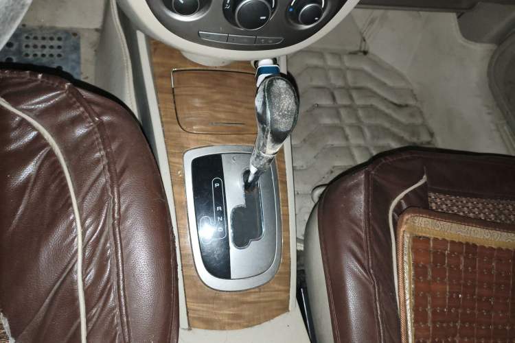 Used Buick Excelle 2015 1.5L Automatic Classic Model Gear Lever