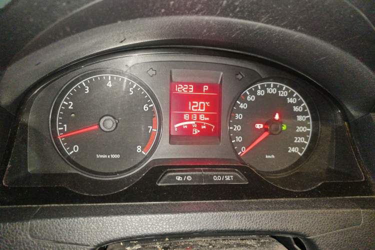 Used Volkswagen Santana 2013 1.6L Automatic Fashion Edition Instrument Cluster