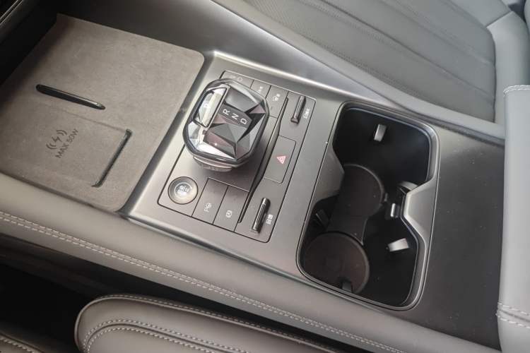 Used BYD Song L EV 2025 Intelligent Driving Version 662 km LiDAR Excellence Edition