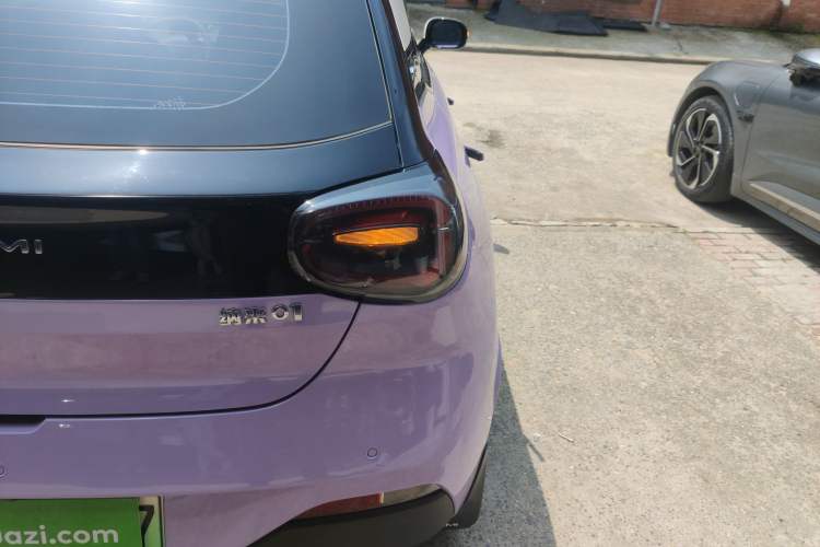 Used Dongfeng NAMMI 01 2024 New Edition 330 Plus Smart+ Exterior 3