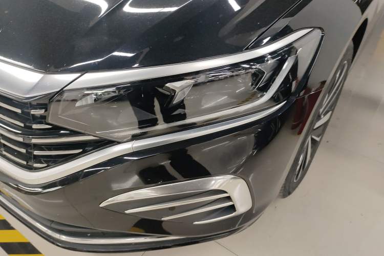 Used Volkswagen Passat 2025 Premium Version 380TSI Dragon Edition