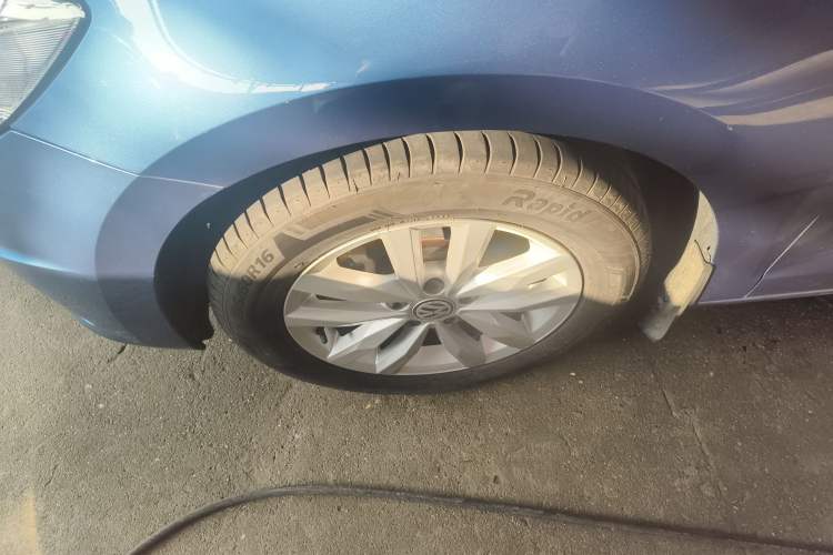 Used Volkswagen Touran 2018 Volkswagen Touran L 280TSI DSG Comfort Edition 7 Seats China VI Standard