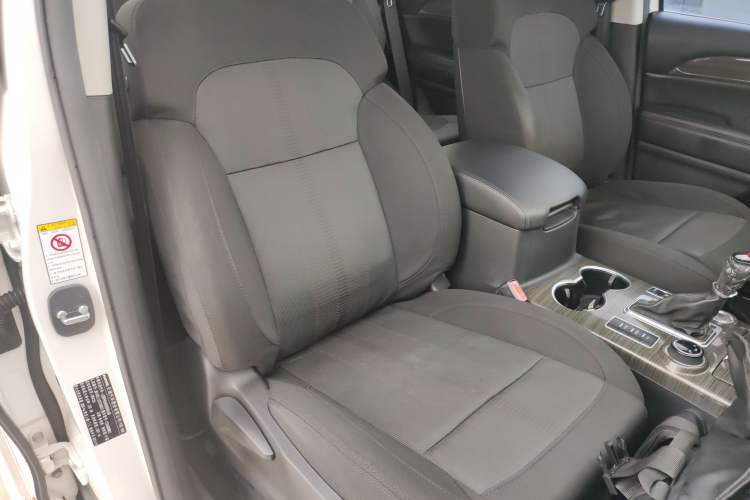 Used Haval H9 2015 2.0T Four-Wheel Drive Standard Model 7 Seats