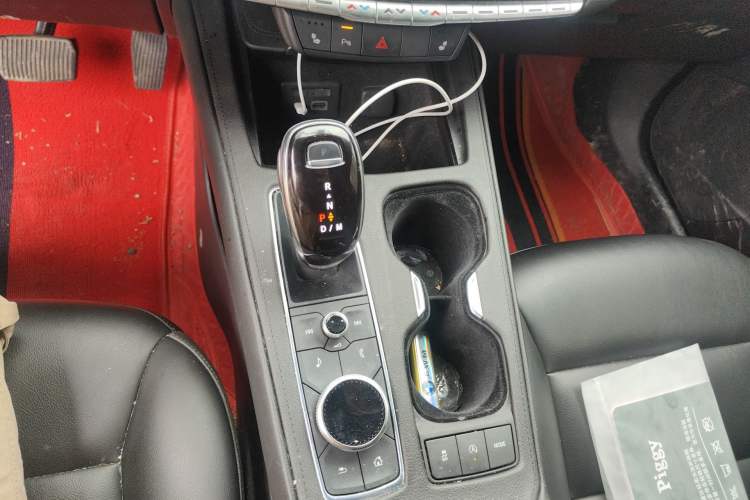 Used Cadillac XT4 2021 28T Two-Wheel Drive Luxury Version Gear Lever