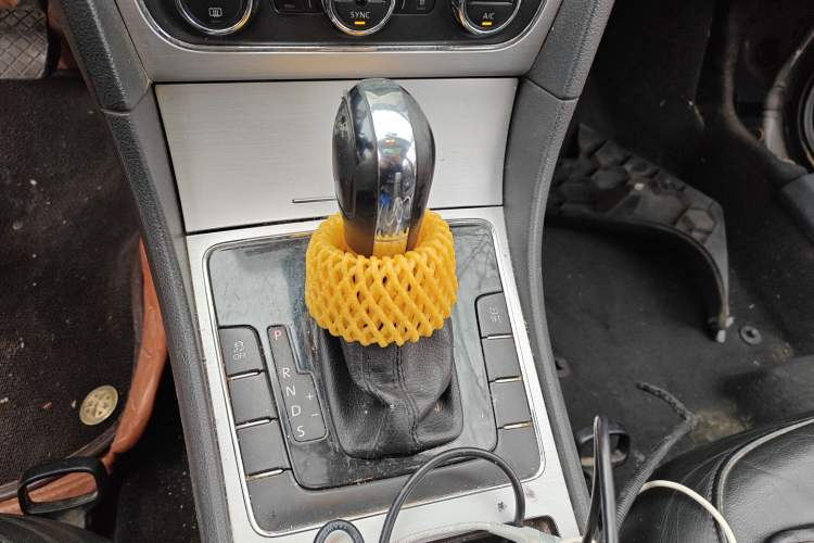 Used Volkswagen Passat 2013 1.8TSI DSG Prestige Edition Gear Lever