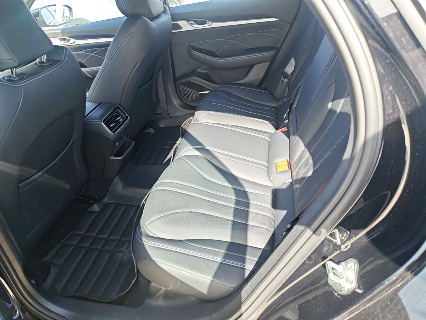 Geely Auto Preface 2026 Model, i-HEV Smart Hybrid Xinghan Edition — снимка 20