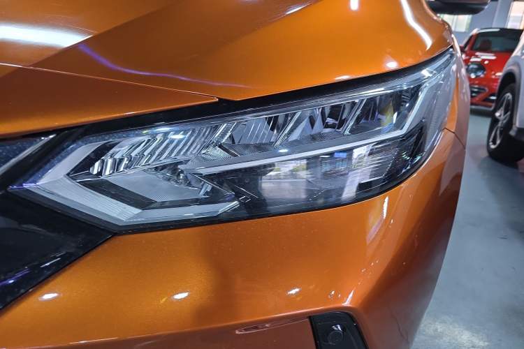 Used Nissan Sylphy 2021 1.6L TOP CVT Luxury Edition Left Front Headlight