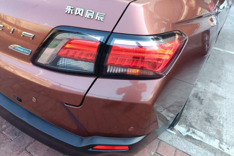 Used Venucia D60 2018 1.6L CVT Smart Connect Elite Edition
