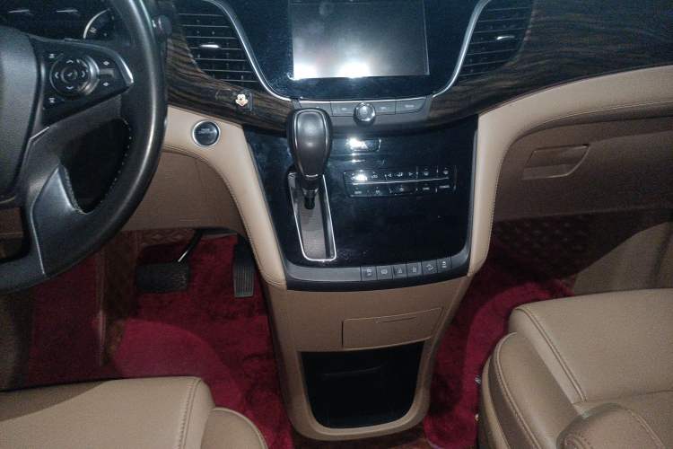 Used Buick GL8 2017 ES 28T Luxury Model China V Standard