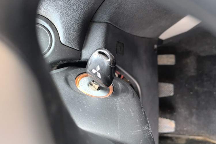 Used Mitsubishi ASX 2016 1.6L Manual Two-Wheel Drive Pioneer Edition
