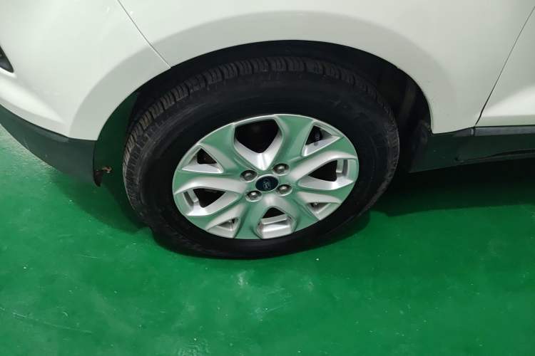 Used Ford EcoSport 2013 1.5L Automatic Fashion Model