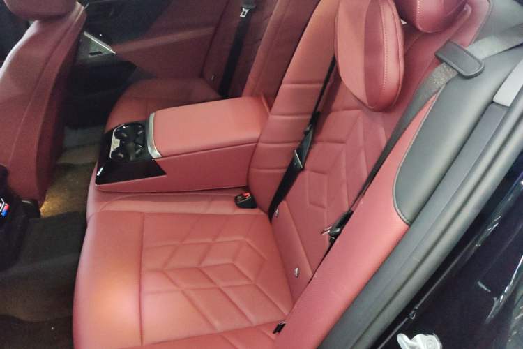 Used BMW 5 Series 2025 530Li Leading Model M Sport Package
