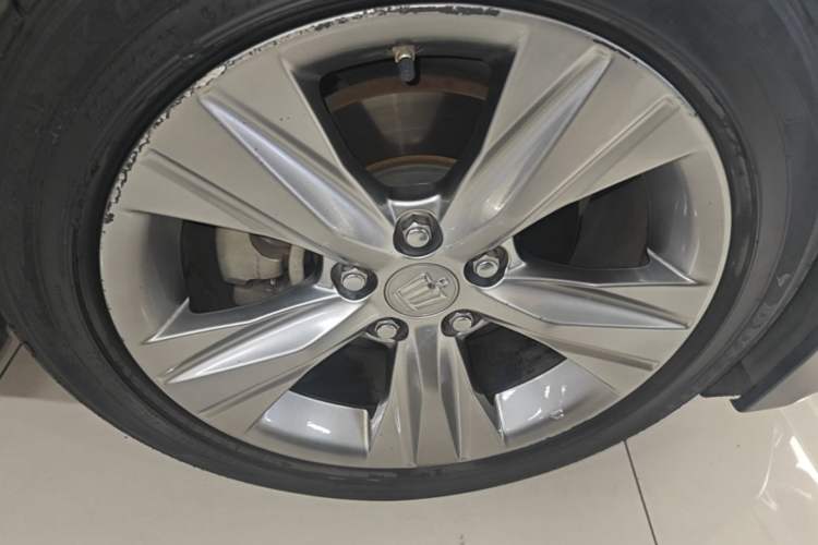 Used Toyota Crown 2015 2.0T Fashion Edition
