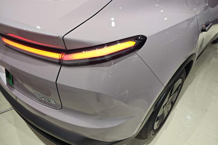 Used ONVO L60 2024 60 kWh Rear-Drive Version
