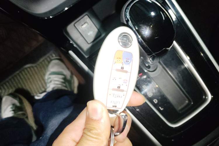 Used Nissan Sylphy 2019 1.6XV CVT Smart Connect Luxury Edition China VI Standard Interior 1