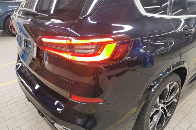 Used BMW X5 2022 Restyled xDrive 40Li Luxury Edition M Sport Package
