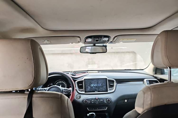 Used Kia Sorento 2015 Sorento L 2.2T Diesel 4WD Elite Edition 5 Seats China IV Standard