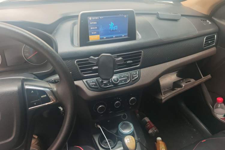 Used Dongfeng Fengon 330 2018 1.5L 330S Comfort Edition DK15
