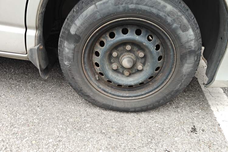 Used Jinbei Grace 2015 2.0L Classic Edition Standard Model Long Wheelbase 7/9 Seats
