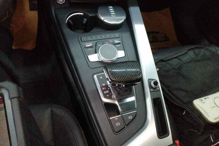 Used Audi A4L 2019 40 TFSI Fashion Edition China VI Emission Standard