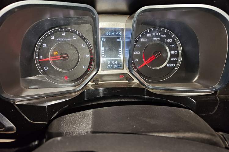 Used Zotye Domy X5 2017 Value Edition 1.6L Manual Comfort Model