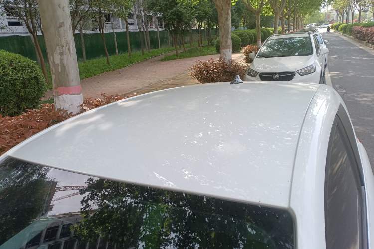 Used Roewe Clever 2021 302 km New Four-Seater Super-Efficient Version Roof