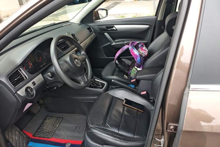 Used Volkswagen Gran Lavida 2013 1.4 TSI Automatic Comfort Model
