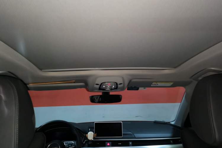 Used Audi A4L 2019 40 TFSI Fashion Edition China VI Emission Standard