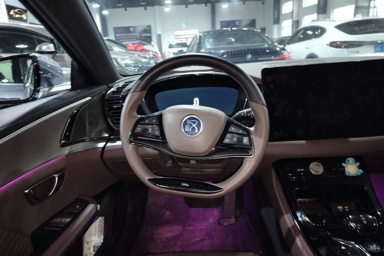 Used BYD Han 2023 EV Champion Edition 506KM Front-Wheel-Drive Premium Model