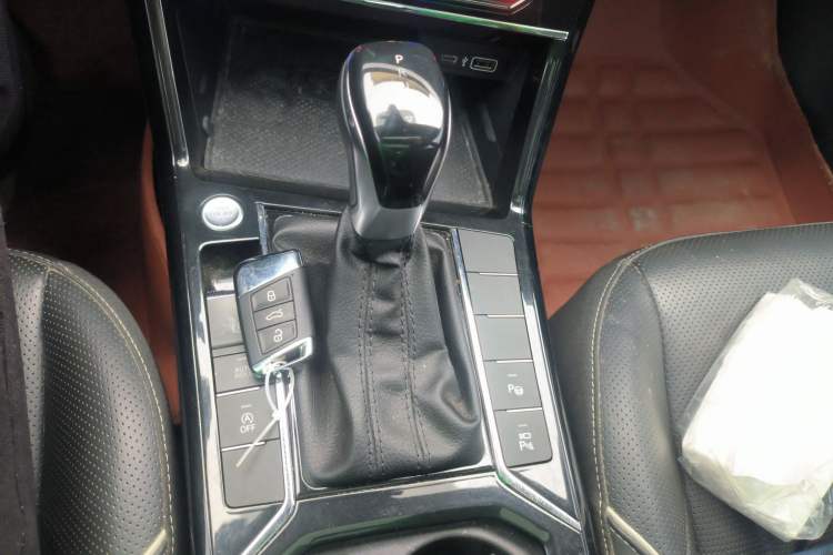 Used Volkswagen Passat 2023 Restyled 330TSI Starry Luxury Edition