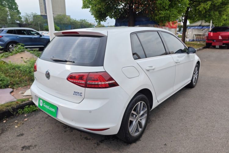 Used Volkswagen Golf 2017 230TSI Automatic Luxury Million-Vehicle Commemorative Edition
