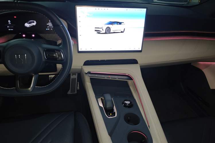 Used Zeekr 001 2025 WE Edition 95 kWh All-Wheel Drive Audio And AC Panel