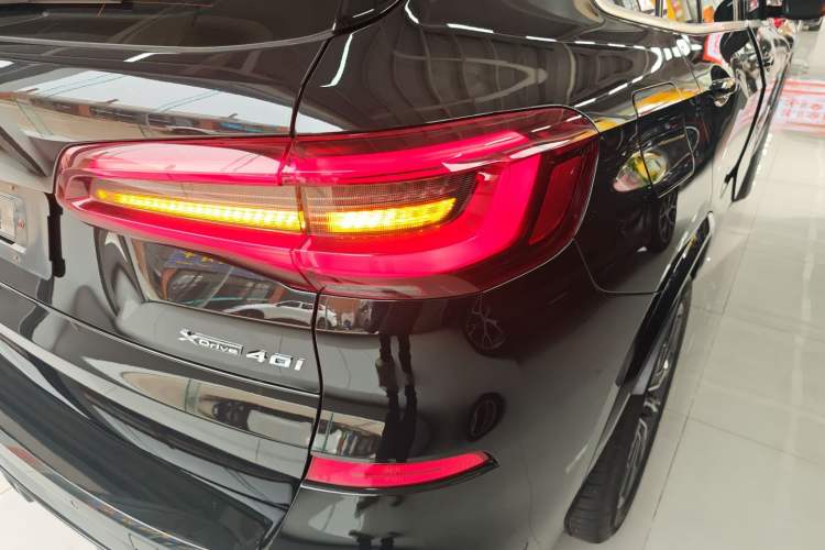 Used BMW X5 2022 xDrive40i M Sport Package
