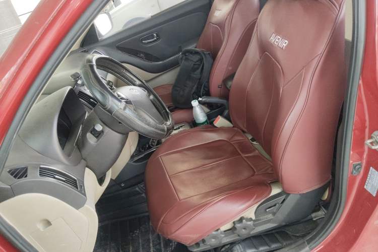 Used Hyundai Celesta 2011 1.6L Automatic Luxury Version Left Front Seat