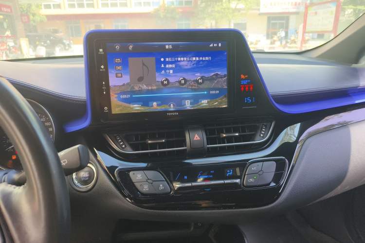 Used Toyota IZOA 2018 2.0L Yichi Version China VI Standard