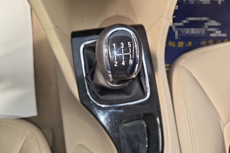 Used Baojun 730 2016 1.5L Manual Comfort Version 7 Seats China V Emission Standard