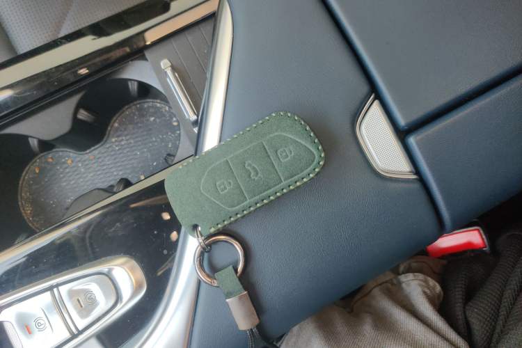 Used VOYAH FREE 2021 Four-Wheel Drive Standard Range-Extended Exclusive Luxury Package