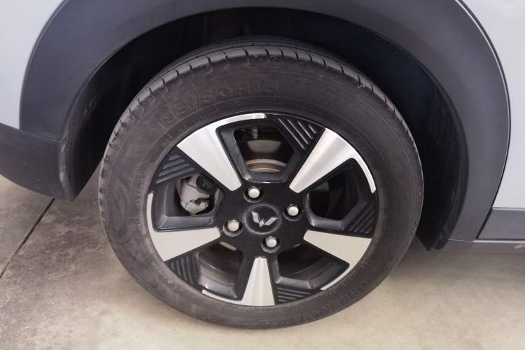 Used Wuling Bingo PLUS 2024 510 km Flagship Edition Four-Seater Version
