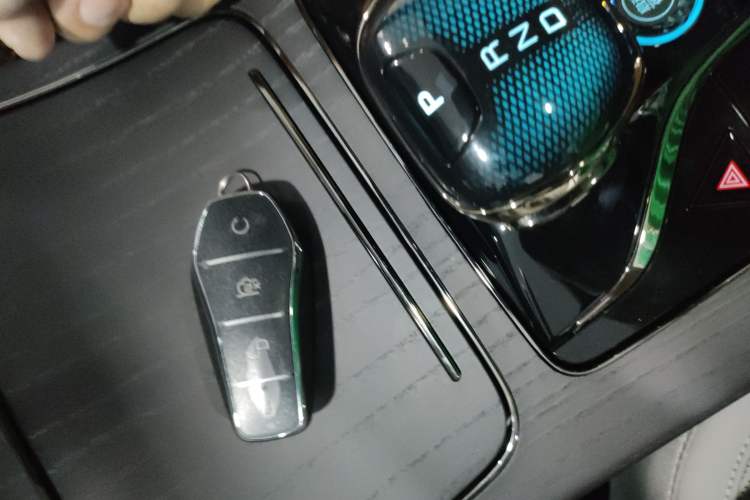 Used BYD Han 2025 DM-i Intelligent Driving Edition 125KM LiDAR Flagship Model