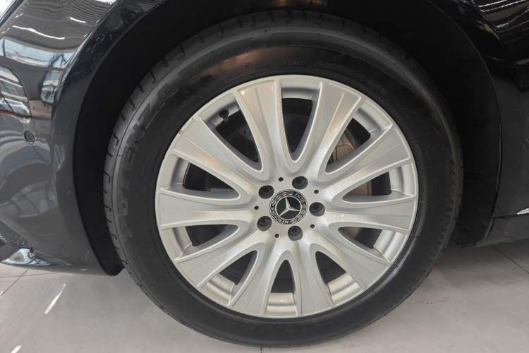 Used Mercedes-Benz S-Class 2018 S 320 L
