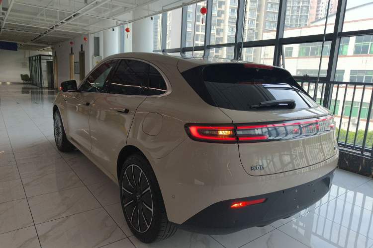 Used Hima AITO M5 2023 Pure Electric All-Wheel Drive Intelligent Driving Version Exterior 2