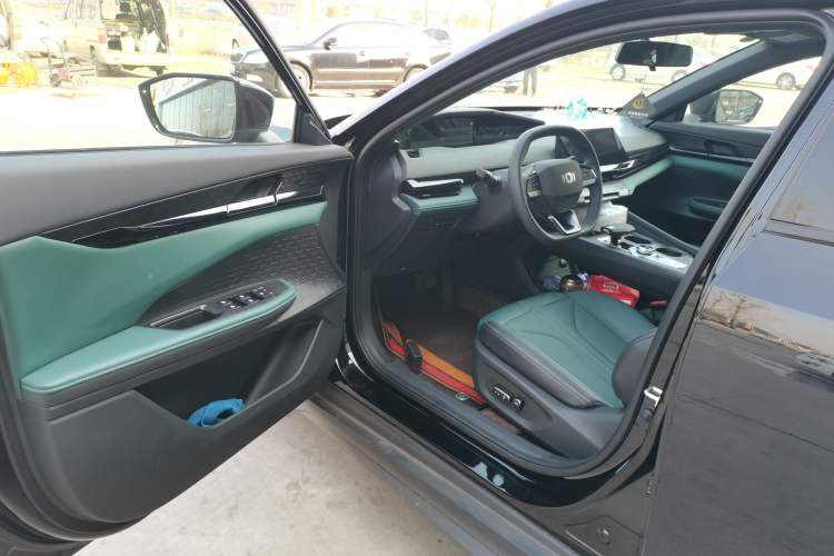 Used Qiyuan A06 2023 Base Model
