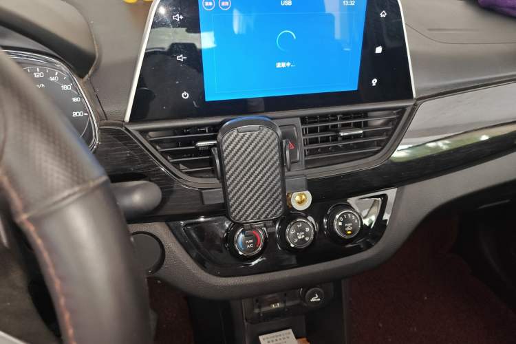 Used Baojun 310 2016 1.2L Manual Luxury Model