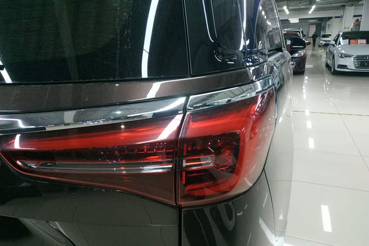 Used Buick GL8 2021 ES Land Cruiser 653T Luxury Edition
