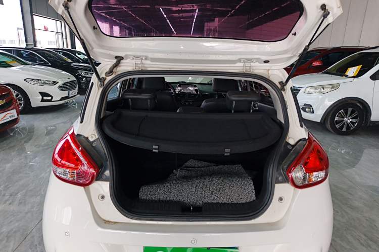 Used Baojun 310 2016 1.2L Manual Fashionable Edition