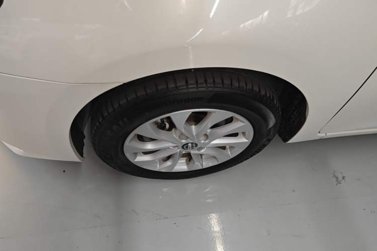 Used Nissan Sylphy 2019 1.6XV CVT Smart Connect Luxury Edition China VI Standard Exterior 4