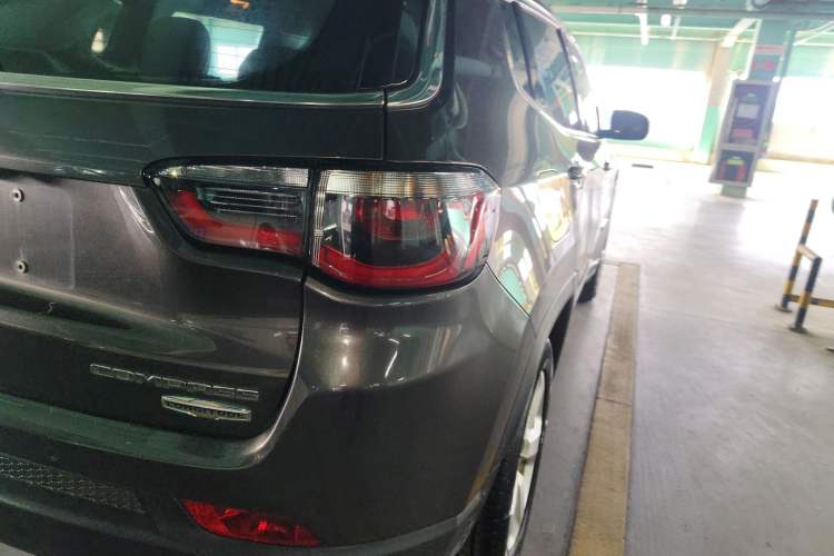 Used Jeep Compass 2017 200T Automatic Family Edition
